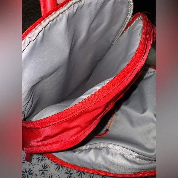 Tumi Red Voyageur Carson Backpack Gold Nylon Laptop Bag Travel NWOT - Picture 6 of 9